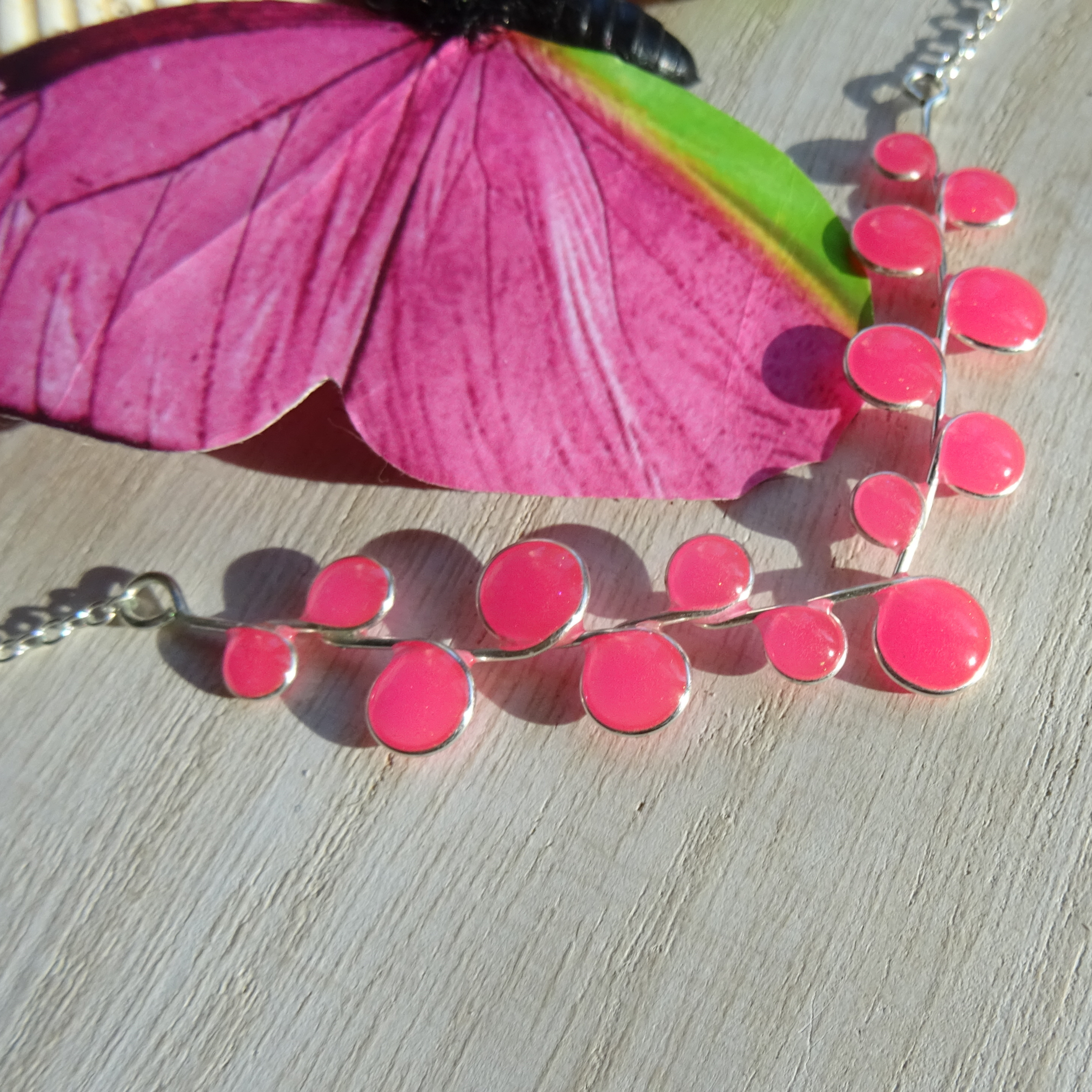 Pink Glow Necklace
