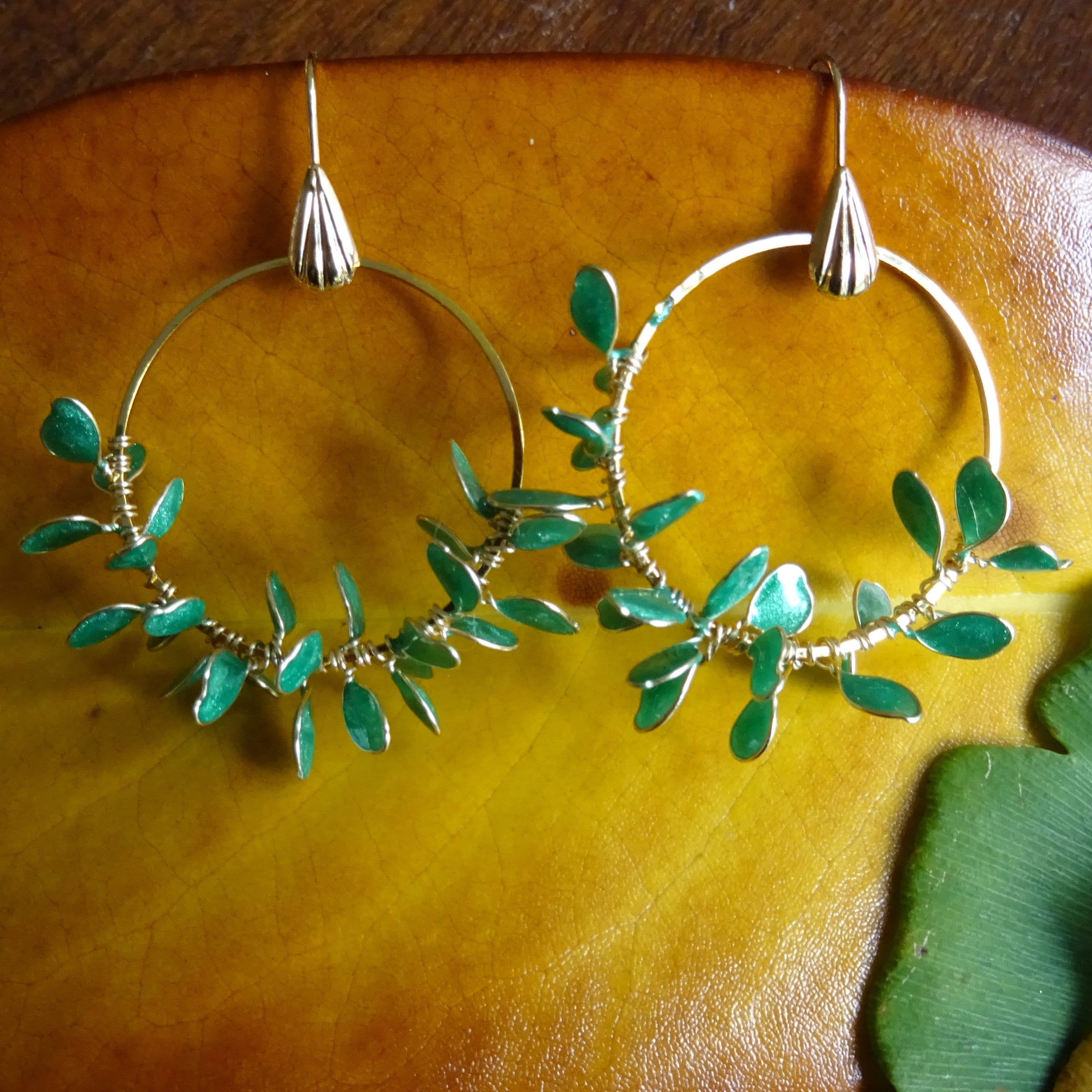 green leaves hoop earrings